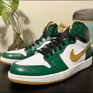 Air Jordan 1 Retro High OG - “Celtics”